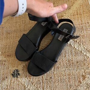 Steve Madden Black Strap Buckle Flat Sandals